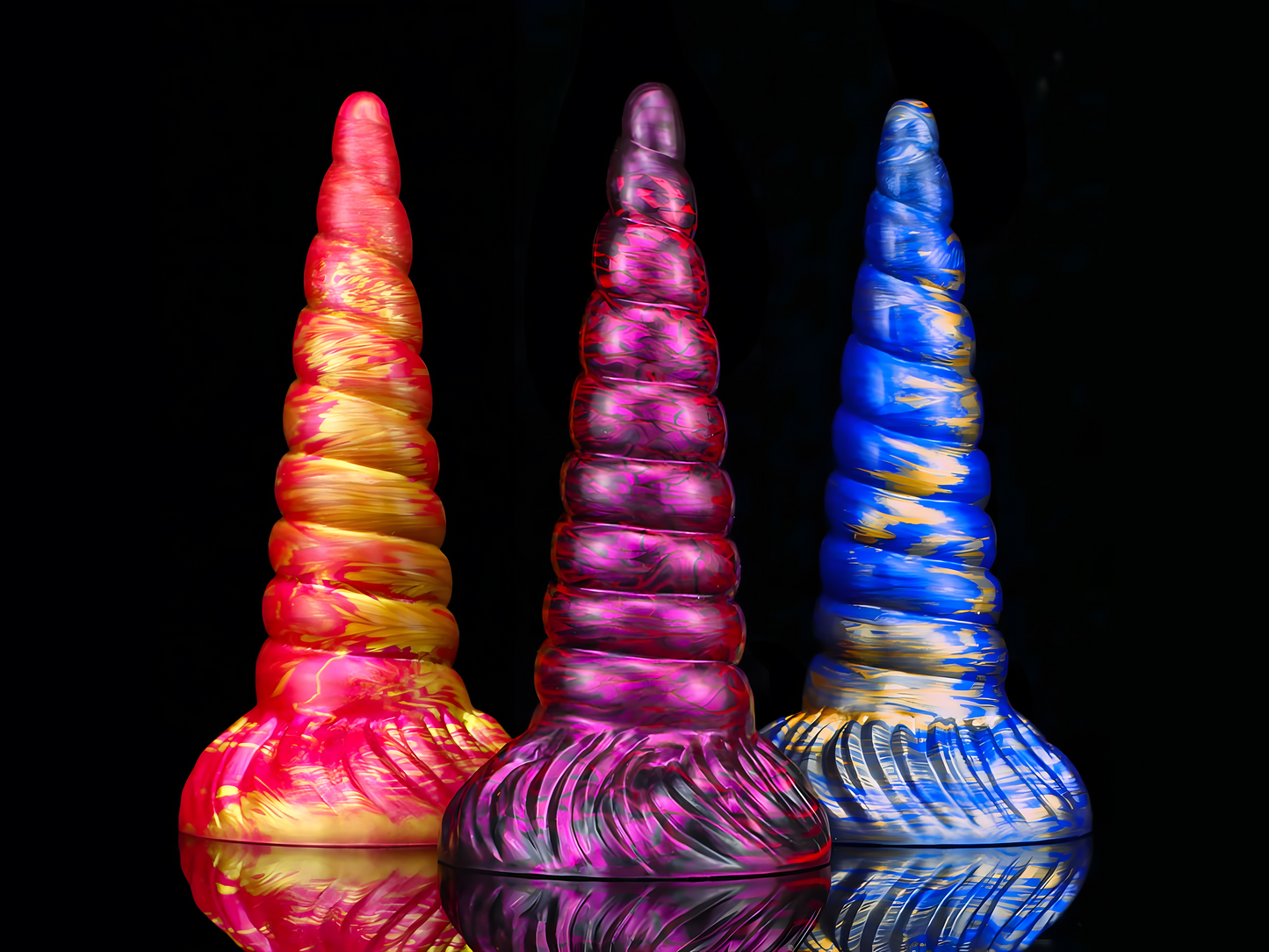 DildoPhantasy™ - Glittering Spiral - Glitter Animal Dildos