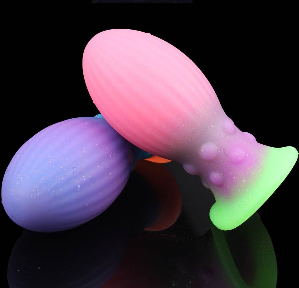 DildoPhantasy™ | GlowingBigPlugs - Lumnicent glowing in the dark Buttplugs / Analplugs for beginners to experienced