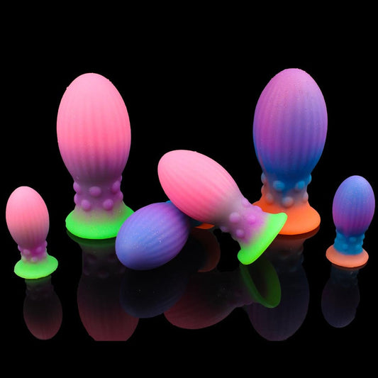 DildoPhantasy™ | GlowingBigPlugs - Lumnicent glowing in the dark Buttplugs / Analplugs for beginners to experienced